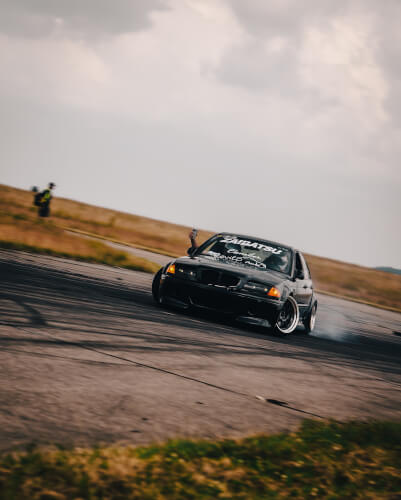 Camber - To_Hell 25.07.2026 / Fahrzeugticket / Bewerbungs-ID 25d5bc24-b242-4856-803f-2c9c16232025