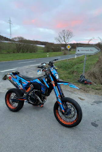 Camber - To_Hell 25.07.2026 / Fahrzeugticket / Bewerbungs-ID f618b0c8-b261-4cdc-bd70-797de91c9adc